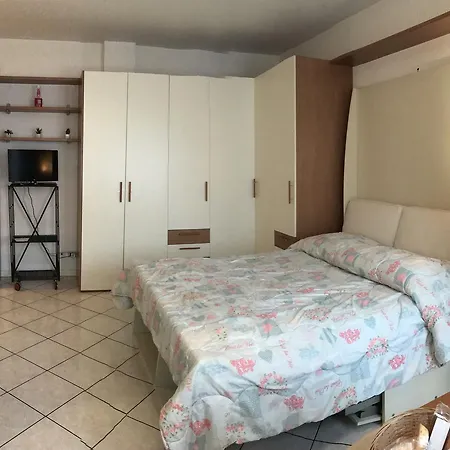 Apartment Bergamo بيرغامو